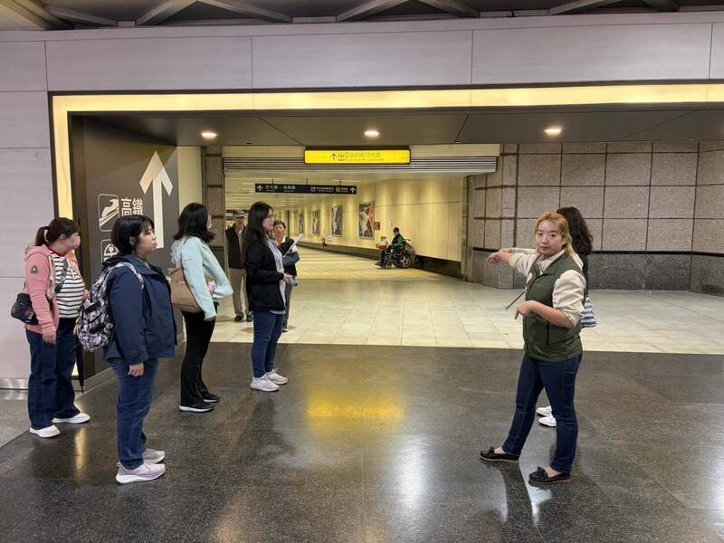 板橋車站廁所挨批「北部最噁」 台鐵回應了