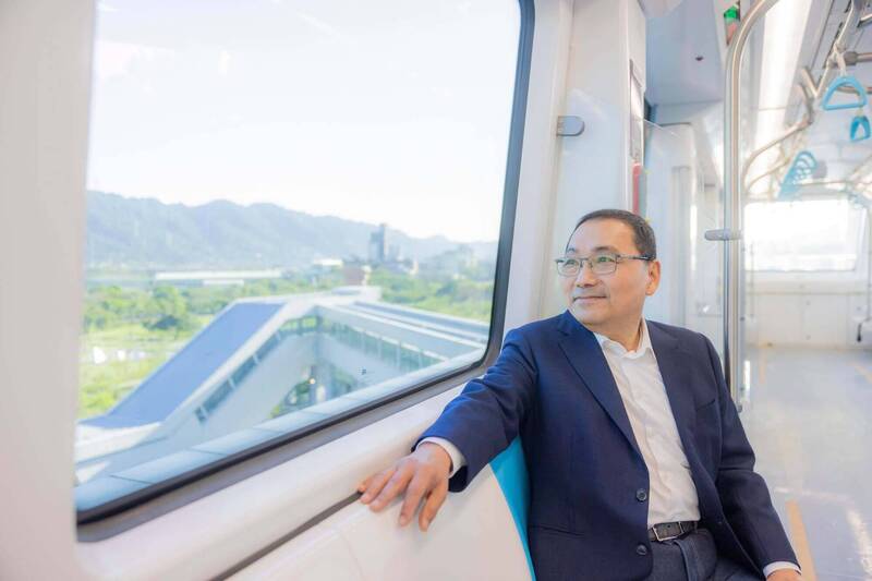 捷運三鶯線取得營運許可 侯友宜:7年辛苦走到最後一哩路