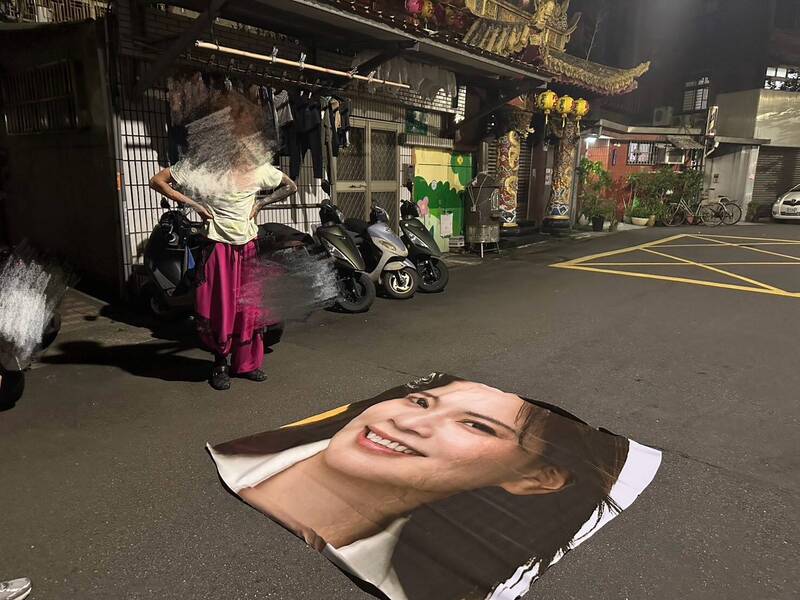 北市議員鍾沛君選舉布條整張臉遭割下 法籍男落網犯案動機曝