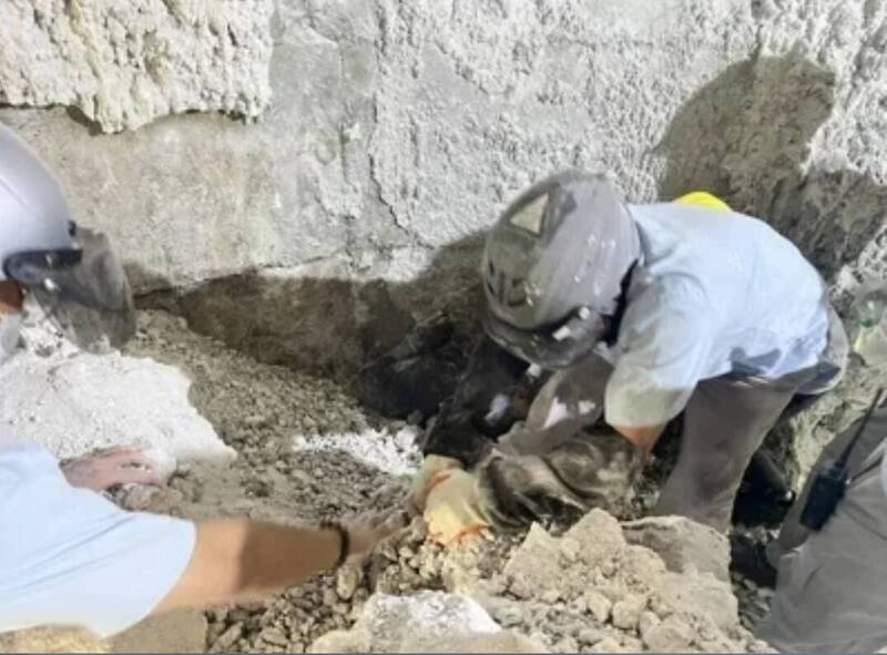 苗栗化工廠工安意外!泰籍移工遭爐渣壓埋 搶救不治
