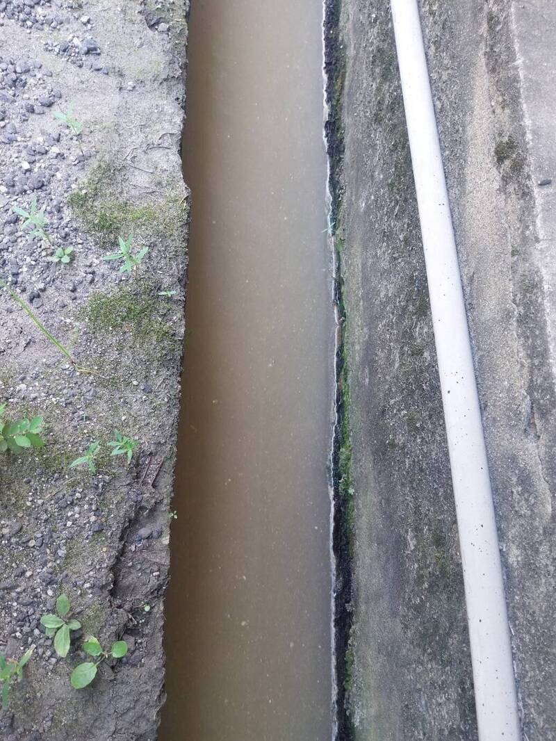 鶯歌驚現豆腐乳廢水污染排水溝 新北環保局最高開罰3百萬