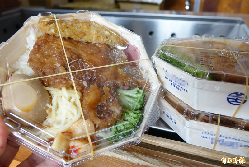 北車2間台鐵便當店1家排滿人 老饕曝:圈內默認最好吃!