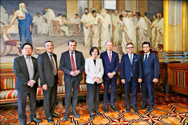 新聞分析》外交不是政爭的延長