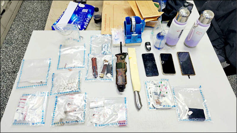「喪屍煙彈」提升列為第一級毒品，警政署於新制生效首日發動全國同步大掃蕩，單日即查獲依托咪酯類毒品案五十五件、逮六十三嫌。（記者姚岳宏翻攝）