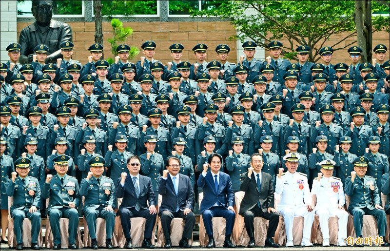 面對中國滲透 賴總統勉軍校畢業生:建立清楚敵我意識、反併吞