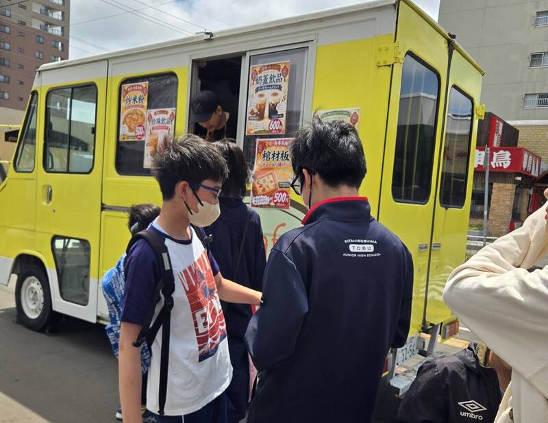 台南棺材板飄香北海道 觀光宣傳吸睛