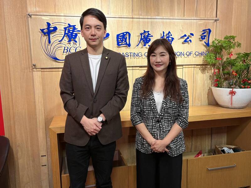 批政院無人機特別條例揠苗助長 牛煦庭:恐重演「綠能蟑螂」惡夢