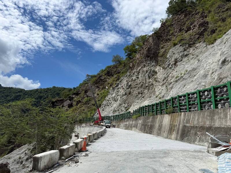 強震、颱風重創中斷! 「郡大山」郡大林道7/31重新開放