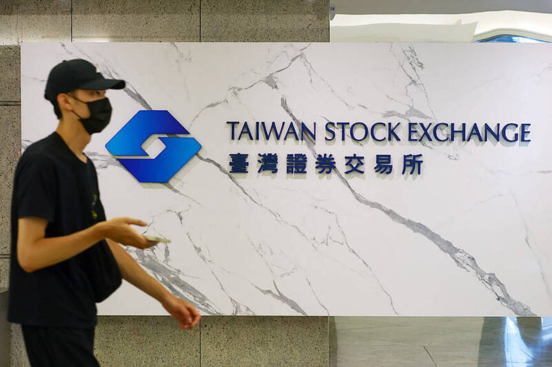 《TAIPEI TIMES》Stock accounts rise as TAIEX soars