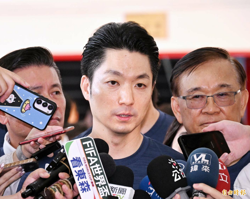 手機嗶進北捷...蔣萬安感動說1句話 旅美教授:反強化無能形象