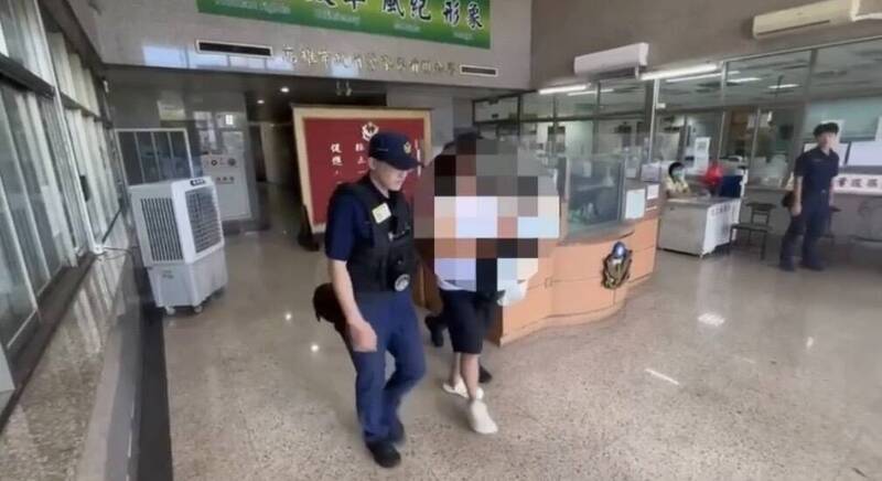 高雄酒駕狂飆跑給警察追 遭查獲後說身體不適送醫