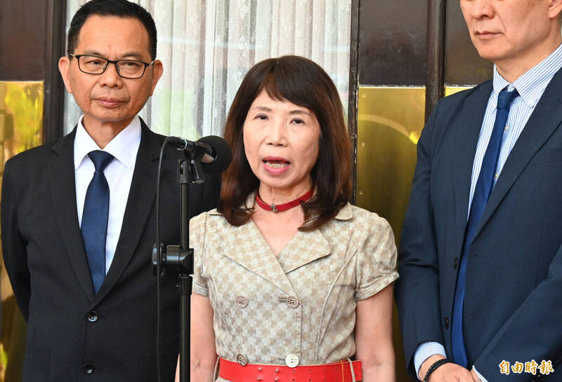 事後避孕藥掀論戰! 白委怒批:林靜儀只會胡說八道、請下台