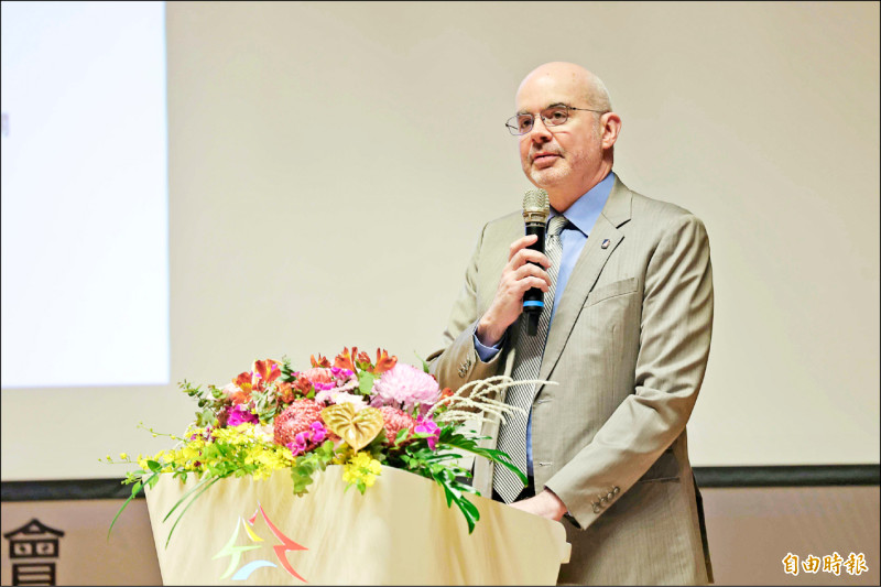 美國在台協會處長谷立言昨表示，台灣發展無人機產業能為台灣與整個區域在未來多年提供安全保障，讓台灣擁有空中、水面與水下無人機的「蜂巢」防禦系統，絕對能有效嚇阻衝突。（記者蔡淑媛攝）