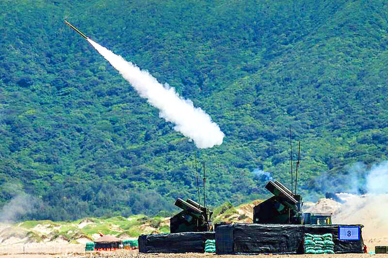《TAIPEI TIMES》Army to hold missile firing drills next week: source
