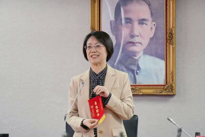 刪光文化部預算挨轟! 翁曉玲發文喜喊「踩到痛點」慘被灌爆