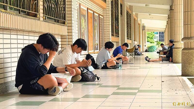 大學分科測驗遇強颱巴威攪局?大考中心預計8日開應變會議