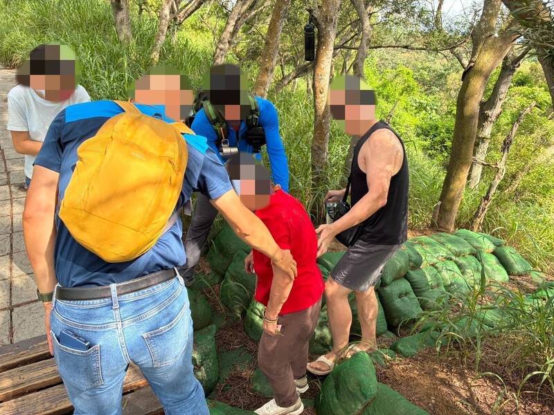 兒如廁完母憑空消失!台中「萬里長城」步道驚魂4小時