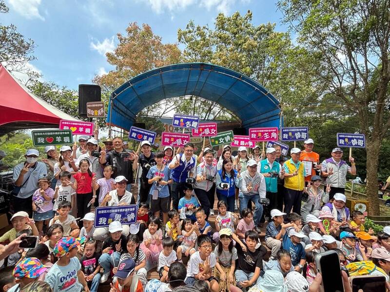 羊稠步道甲蟲季即日起至7月12日，在蘆竹區羊稠步道甲蟲生態復育區登場。（農業局提供）