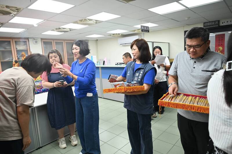 社工國考倒數!台東設考照輔導班加碼神助攻祈福
