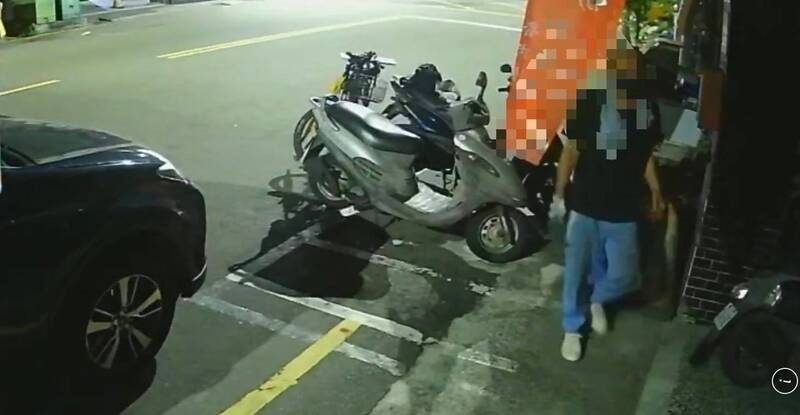 高雄拖鞋怪盜出沒 住戶門外鞋子遭竊