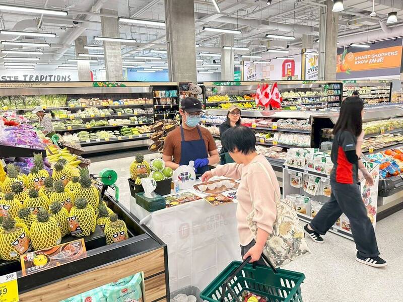 高市年銷北美市場千噸芭樂 鳳梨增3倍、首推芒果鳳梨成功搶單