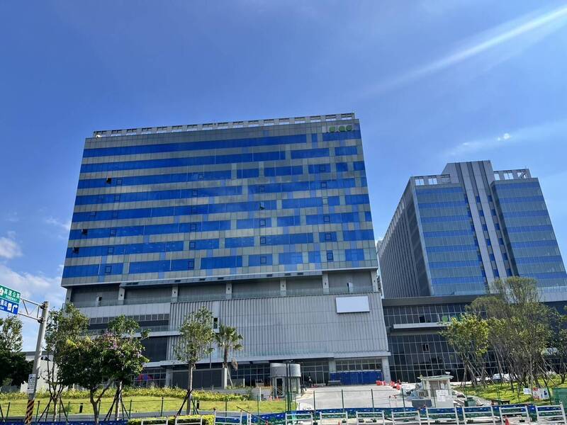 國泰「置地廣場桃園B區」違反航高限制 桃園市府:恐要自砍4層樓
