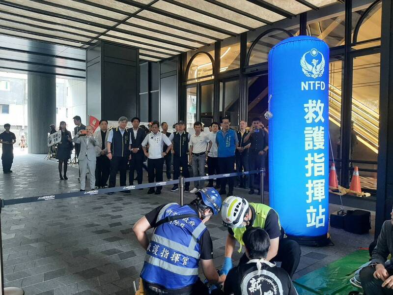 新北最高31樓馥華艾美酒店7月底開幕 消防偕業者辦火災演練