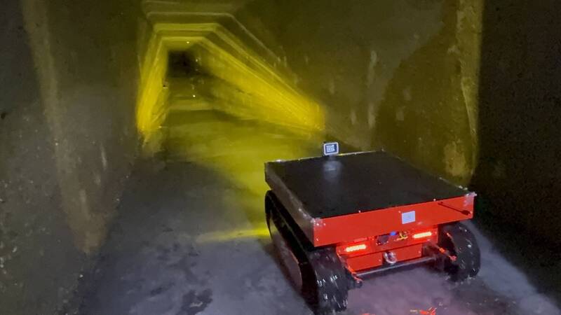 巴威逼近!南市出動「下水道機器人」鑽地巡檢