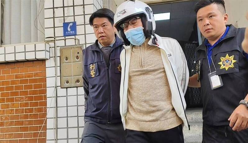 台中父女戀「鐮刀割喉」情殺!載屍奔警所 惡男殺人罪起訴