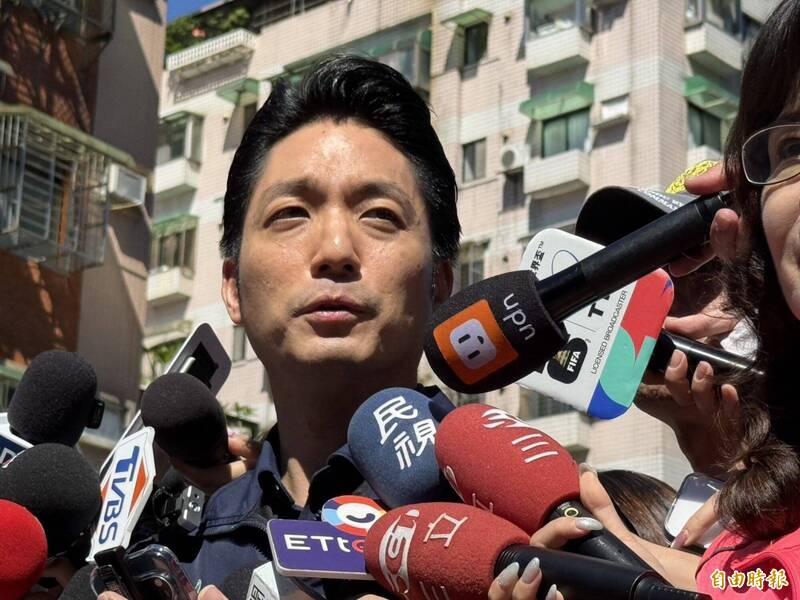 蔣萬安防颱會議撂重話!林智群:不是靠北中央就是幹譙基層