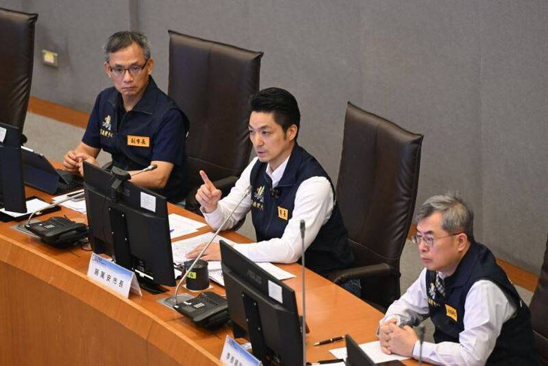蔣萬安嗆「不要給我…」涉職場霸凌?網:颱風前直接卸責耶!