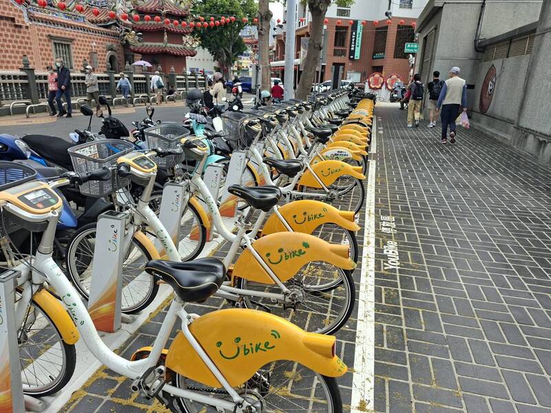 台中YouBike週五晚上10點後暫停營運 公車、捷運動態看這裡