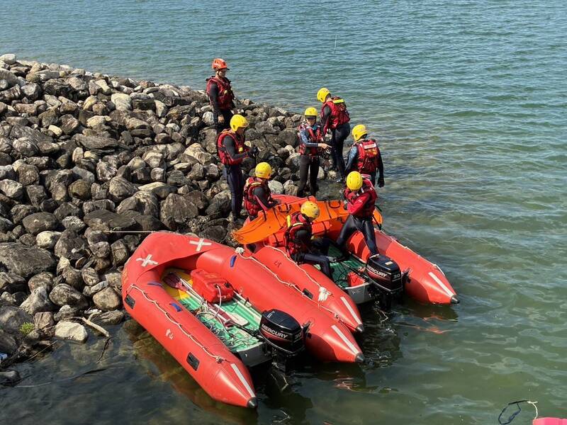 巴威逼近防水域災害 新竹縣寶二水庫演練陸海空搜救