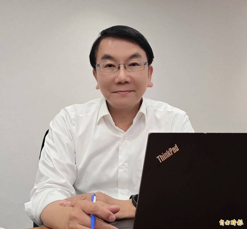 過期禮券別急著丟!靳邦忠拍「阿忠講堂」引迴響