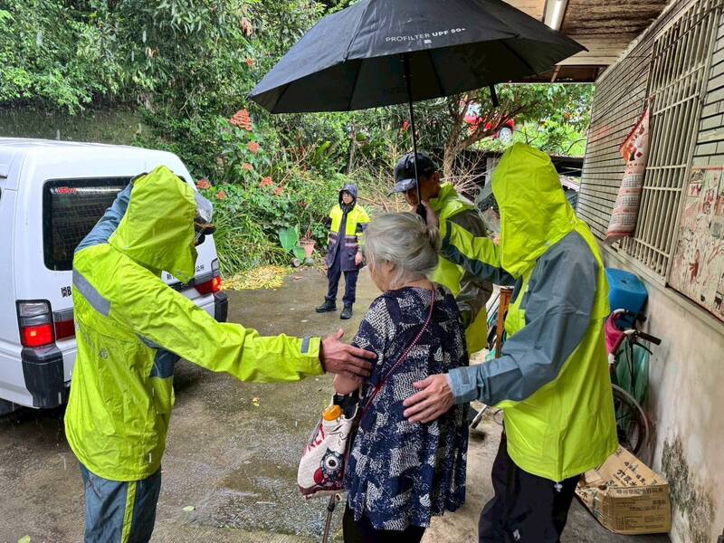巴威颱風逼近 新竹縣今天預防性撤離山區122人