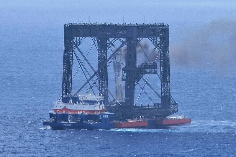 全球首次!海上平台回收火箭 紐時:中國加速追趕SpaceX