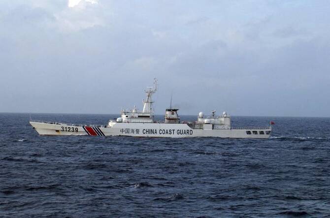 中國撐236天破功!躲巴威颱風 釣魚台4武裝海警船全撤