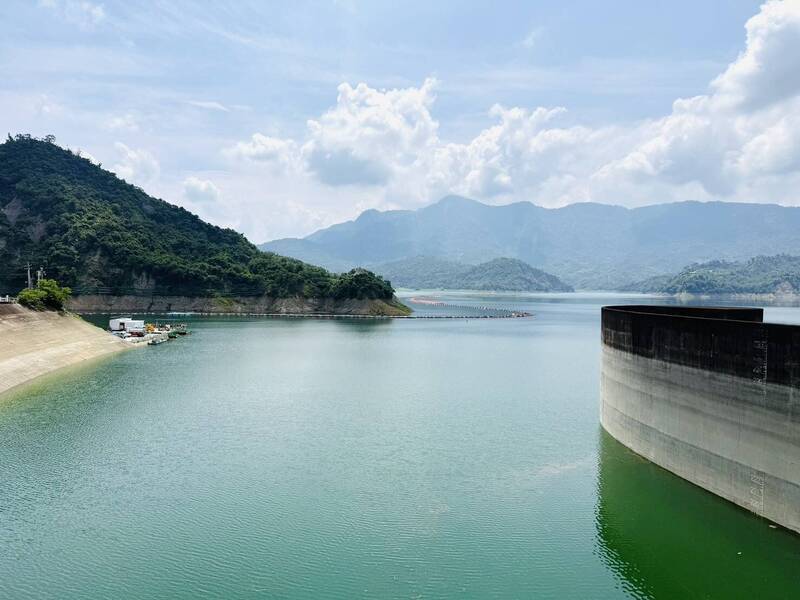 巴威颱風帶來大雨 曾文水庫蓄水率飆破7成蓄水量3.1億噸全國第一