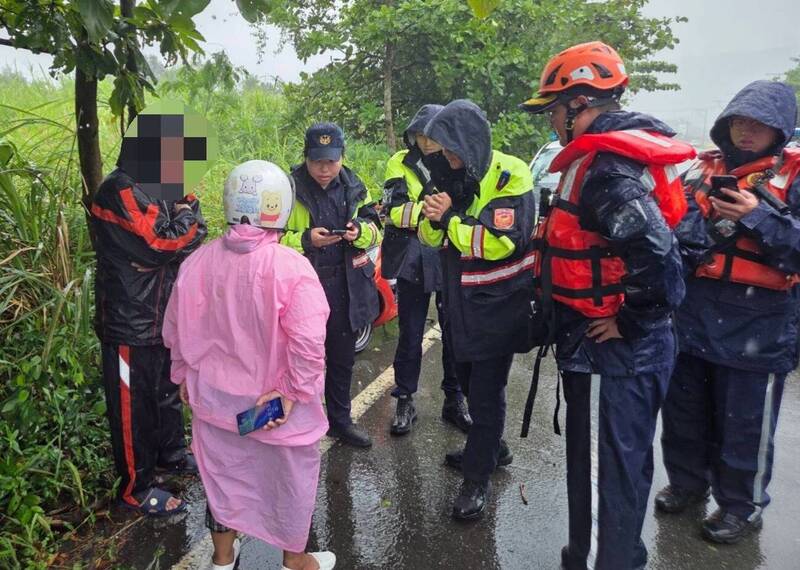 無視公告硬要觀浪!連2天19人闖警戒區 最高恐噴25萬元