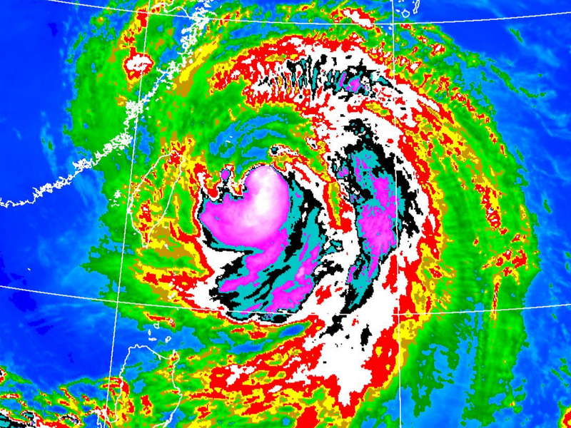 中颱巴威來襲13縣市陸上警戒 今各地防強風豪大雨、巨浪