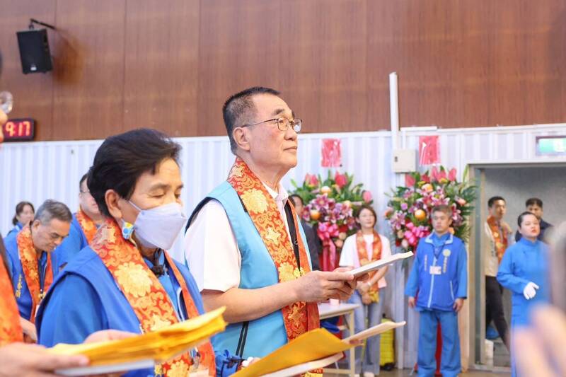 巴威遠離 李四川赴汐止參拜祈求民眾平安