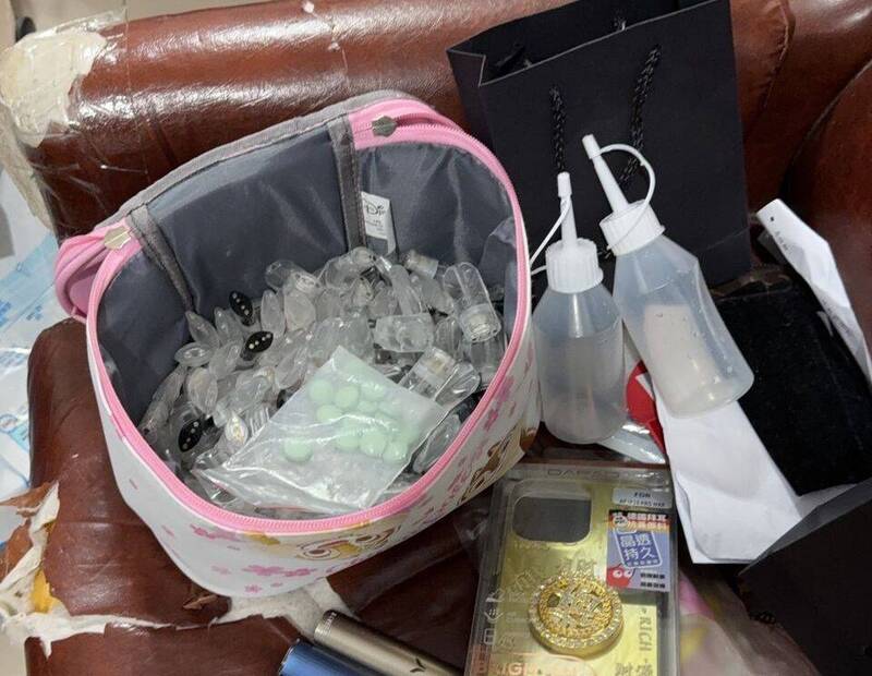 警破「喪屍煙彈」分裝場 怕被黑吃黑擁槍自重推給過世爸爸