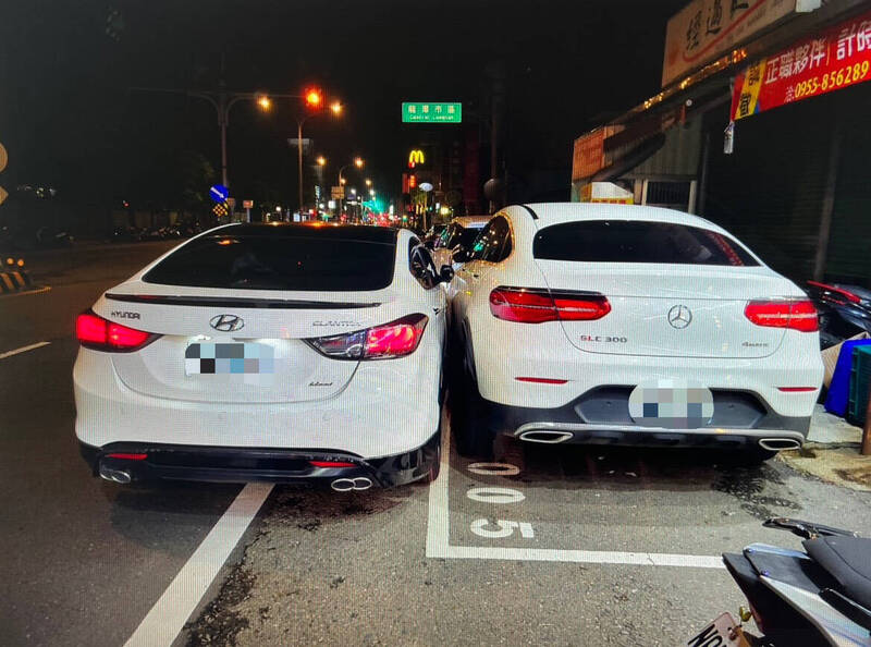 擦撞桃園路邊百萬賓士 警檢測女駕駛非酒駕毒駕