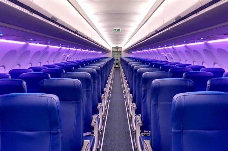 A320neo機內可依登機、空中服務等情境切換LED情境照明。（台灣虎航提供）