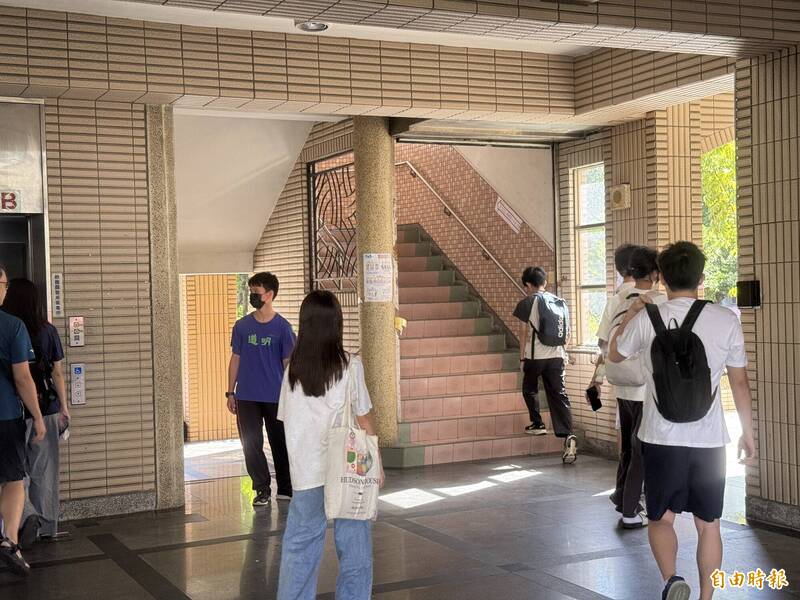 分科測驗》數乙著重基礎計算 高雄考生:比數甲簡單