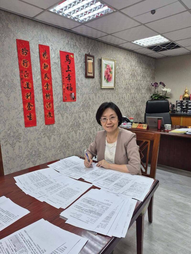 報復部會? 翁曉玲狂提刪、凍預算 公督盟:立院獨裁「翁氏霸凌法」