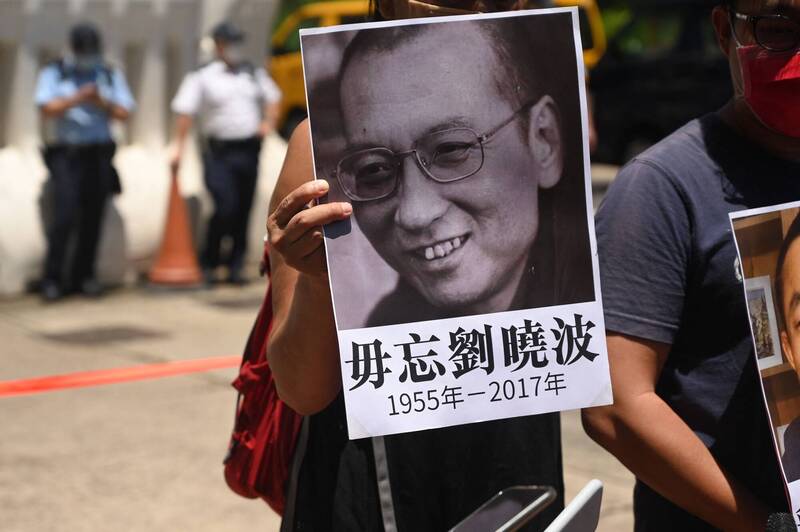 弔念劉曉波逝世9週年 王丹痛批中共從內到外都很醜陋