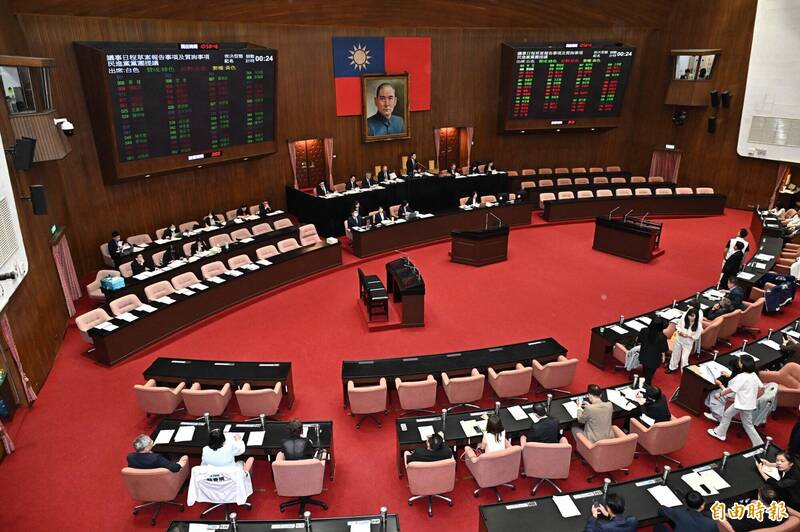 痛批藍白核能公投作秀拚選舉 廢核平台:浪費公帑鬧夠沒?