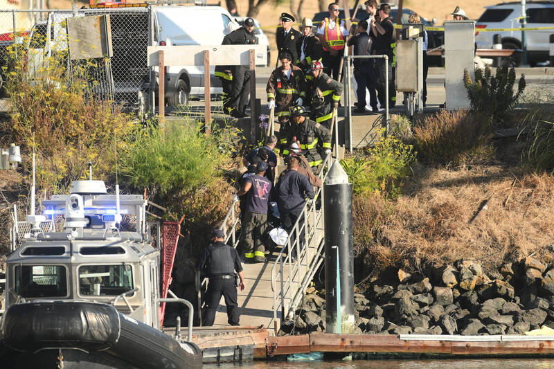 舊金山灣船隻翻覆釀1死2失蹤 搜救持續進行中