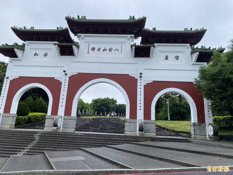 教召還是修行?彰化104旅召員操課滿身汗 排長龍等沖澡只有冷水